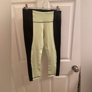 Lululemon Cropped Leggings